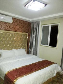 Shanghai Haiqi Holiday Hotel Wusi Esterno foto